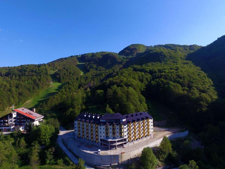 Novak Apartment Mavrovo Exterior photo